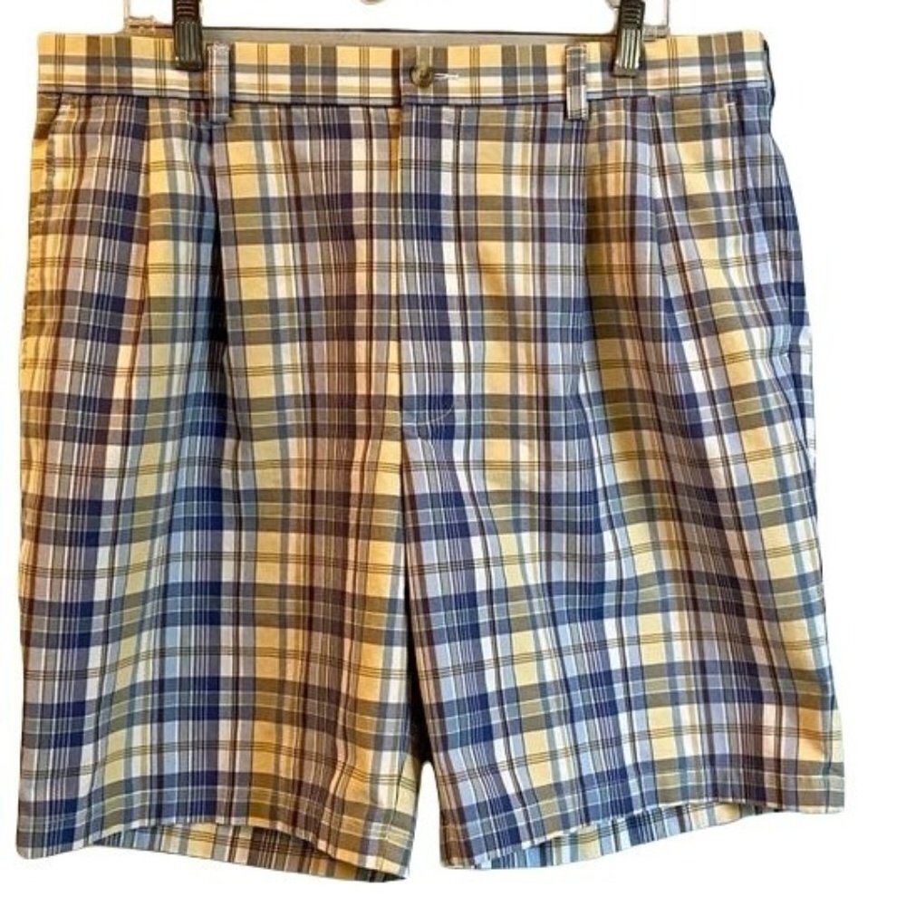 Roundtree & Yorke Gold Label Cotton Shorts Size 38